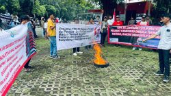 Ratusan Massa Laporkan Dr. Robert Leonard Marbun ke KPK Terkait Dugaan Korupsi dan Gratifikasi