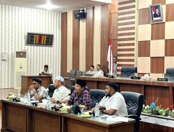 Kondusif dan Dinamis, DPRK Langsa Gelar Rapat Bersama Pedagang Buah dan Dinas Terkait