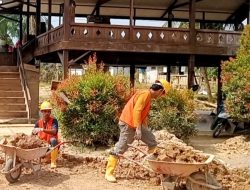 Bersihkan Lumpur Sisa Banjir, PT. WIKA Sasar Rumah Sakit, Sekolah dan Dayah di Langsa