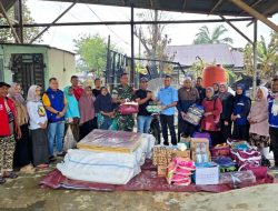 Pemko Langsa Bantu Pangan Sandang Bagi Korban Kebakaran di Gampong Blang