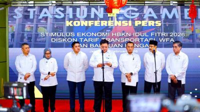Konferensi Pers terkait Capaian Ekonomi Tahun 2025, Stimulus Ekonomi Hari Besar Keagamaan Nasional (HBKN) Idulfitri 2026, D iskon Tarif Transportasi, WFA, dan Bantuan Pangan yang digelar di Stasiun Gambir, Jakarta, Selasa (10/2/2026). Foto: ist