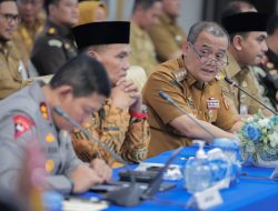 Gubernur Jateng Beri Peringatan Keras: Kepala Daerah Jangan Terlibat Korupsi, Fokus Pelayanan Publik!