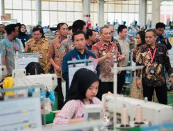 Gubernur Jateng Pastikan THR Buruh Dibayar Tepat Waktu, Perusahaan Diminta Patuhi Aturan