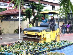 Polres Brebes Musnahkan Lebih dari 3.800 Botol Miras dan Tuak, Hasil Oprasi Pekat Selama Bulan Ramadhan