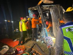 Kecelakaan Bus PO Zentrum MK dengan Mobil Pick Up di Tol Pejagan-Pemalang Brebes: 1 Tewas, 33 Luka-Luka