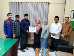 Baitul Mal Kota Langsa Serah Santunan Zakat Senif Mualaf