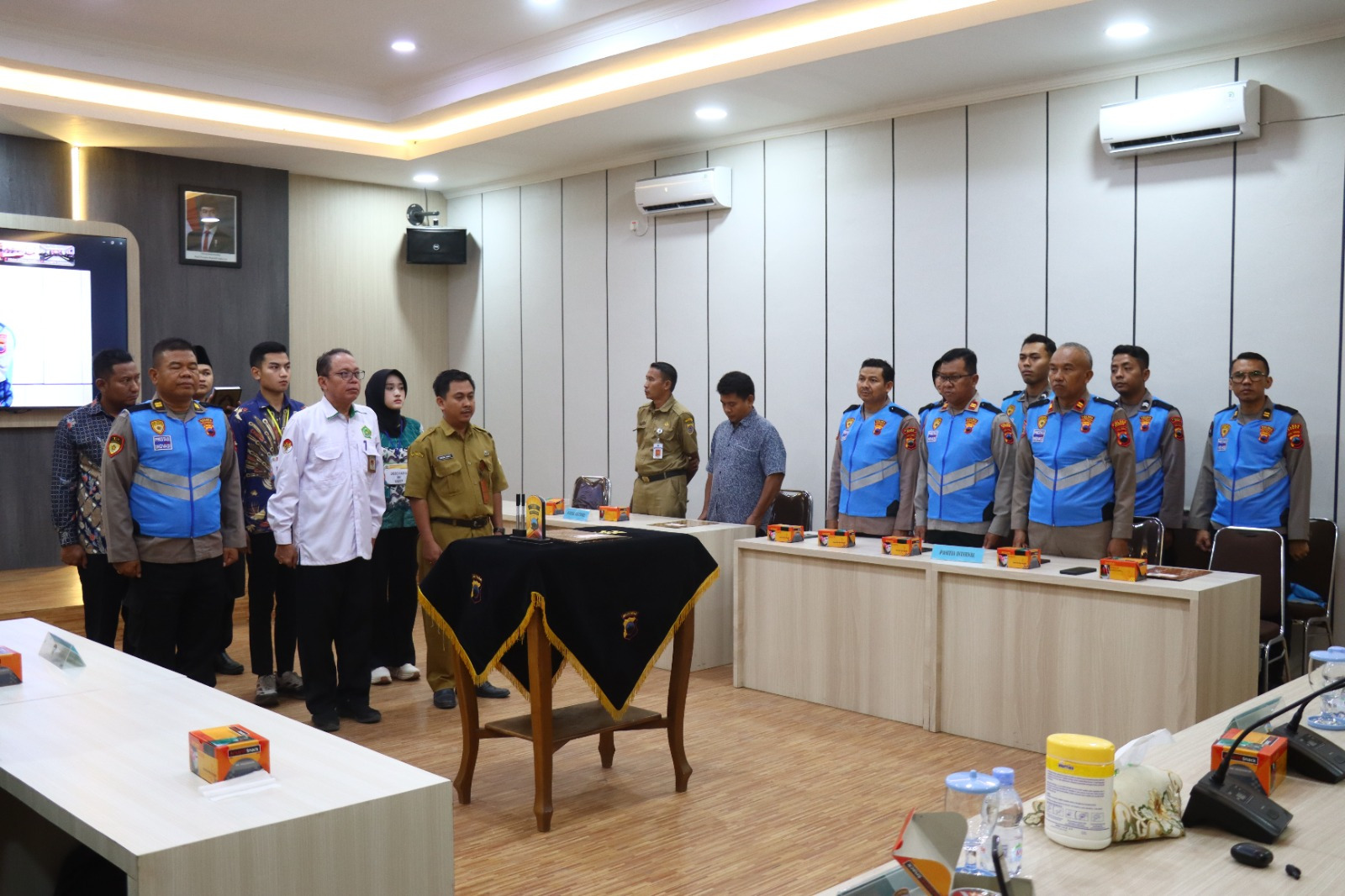 Polres Brebes Gelar Sumpah dan Pakta Integritas untuk Penerimaan Anggota Polri Tahun 2026 1 IMG 20260401 WA0040