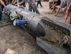 Kemunculan benda asing seperti rudal atau pesawat tanpa awak di perairan Gili Trawangan, Lombok.