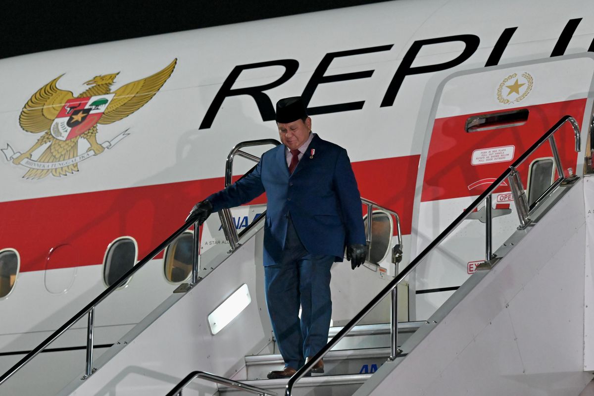 Kunjungan Presiden Prabowo Subianto ke Tokyo awal April ini bukan sekedar kunjungan kehormatan diplomasi biasa atau sekedar seremoni “kulon newun” pemimpin baru. Ini bukan merupakan hal yang baru dalam kemitraan ini, Indonesia-Japan Maritime Forum (IJMF) yang di luncurkan sejak 2016 menjadi wadah rutin bagi kedua negara dalam membahas isyu sensitive dan strategis