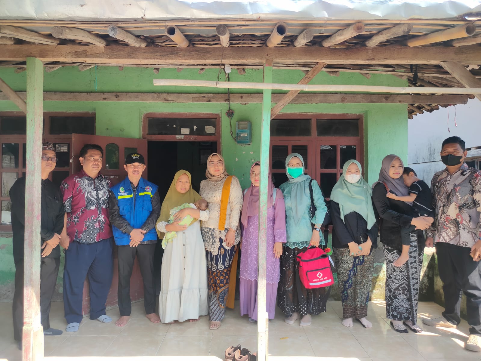 Semangat Peduli Ala Kartini: Nakes Jemput Bola Layani Kelompok Rentan dan Anak Berkebutuhan Khusus 1 IMG 20260421 WA0045 1