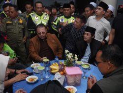 Ribuan Skuteris Padati Balai Kota Tegal, Ikuti Vespanan Karo Gus Iqdam