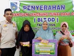 Gampong Baroh Langsa Lama Serah BLT DD Tahun 2026 kepada Puluhan Lansia
