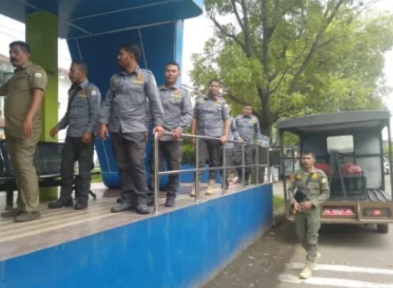 Satgas Linmas Satpol PP dan WH Aceh Lakukan Patroli Trantibmas di Banda Aceh dan Aceh Besar 1 Screenshot 20260405 173150