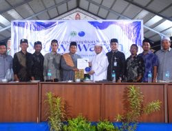 Prof Zulfikar Ali Buto Isi Diklat Kepemimpinan Santri di Pesantren Modern Misbahul Ulum