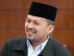 Habis Gelap Terbitlah Terang: Belajar dari Masa Lalu untuk Menapaki Masa Depan yang Lebih Bermakna