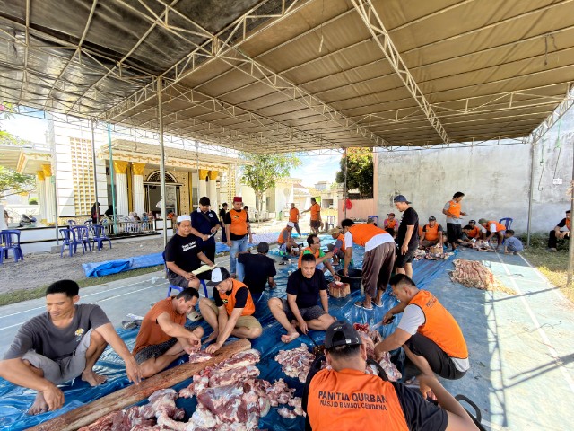Iduladha 2026, Jamaah Masjid Bamsol Pringsewu Utara Sembelih 2 Sapi dan 5 Kambing 1 IMG 20260528