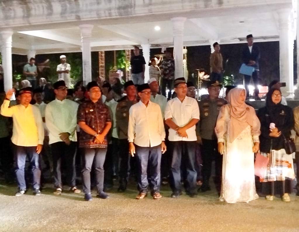 Berlangsung Khidmat, Wali Kota Langsa Lepas Peserta Pawai Takbir Malam Idul Adha 1447 Hijriyah 3 IMG 20260526 220504
