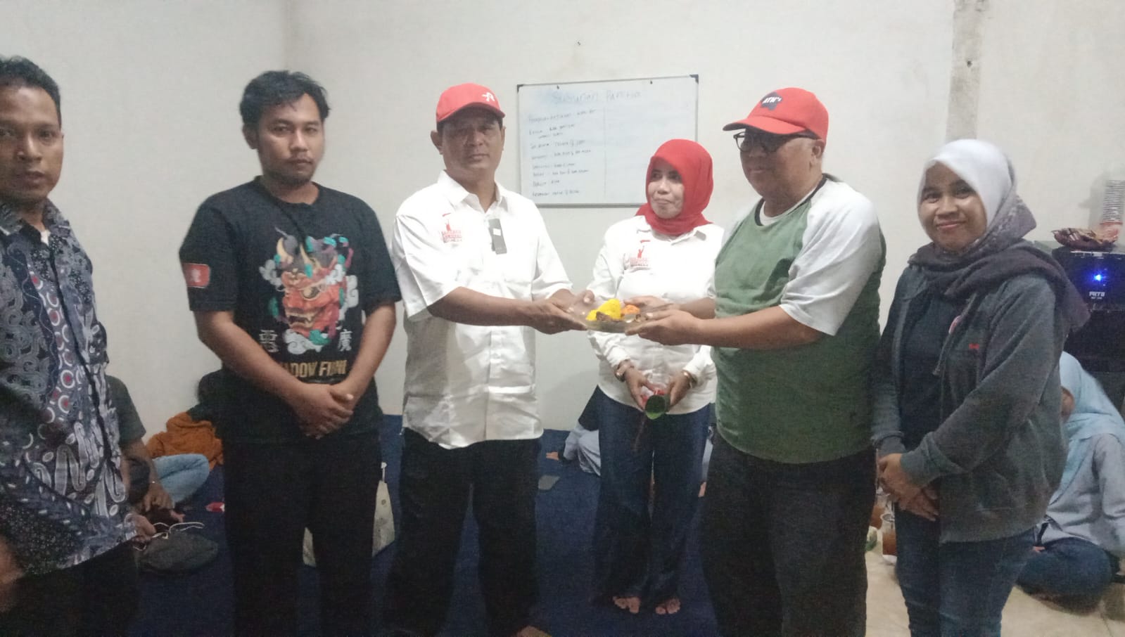 Gerakan Relawan Indonesia (GRI) Dan Mata Tunas 17 Resmikan Kantor Baru di Kebayoran, Acara Dibuka dengan Potong Tumpeng 1 IMG 20260602 WA0006