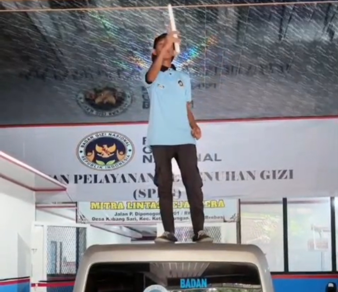 Fakta di Balik Video Viral Debus Relawan SPPG Brebes: Bukan Tantangan, Tapi Hiburan 1 IMG 20260611 WA0008 1