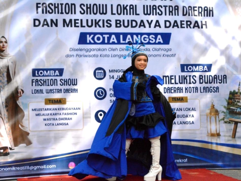 Fashion Show Lokal Wastra Daerah Warnai Car Free Day Kota Langsa 1 IMG 20260614 133526