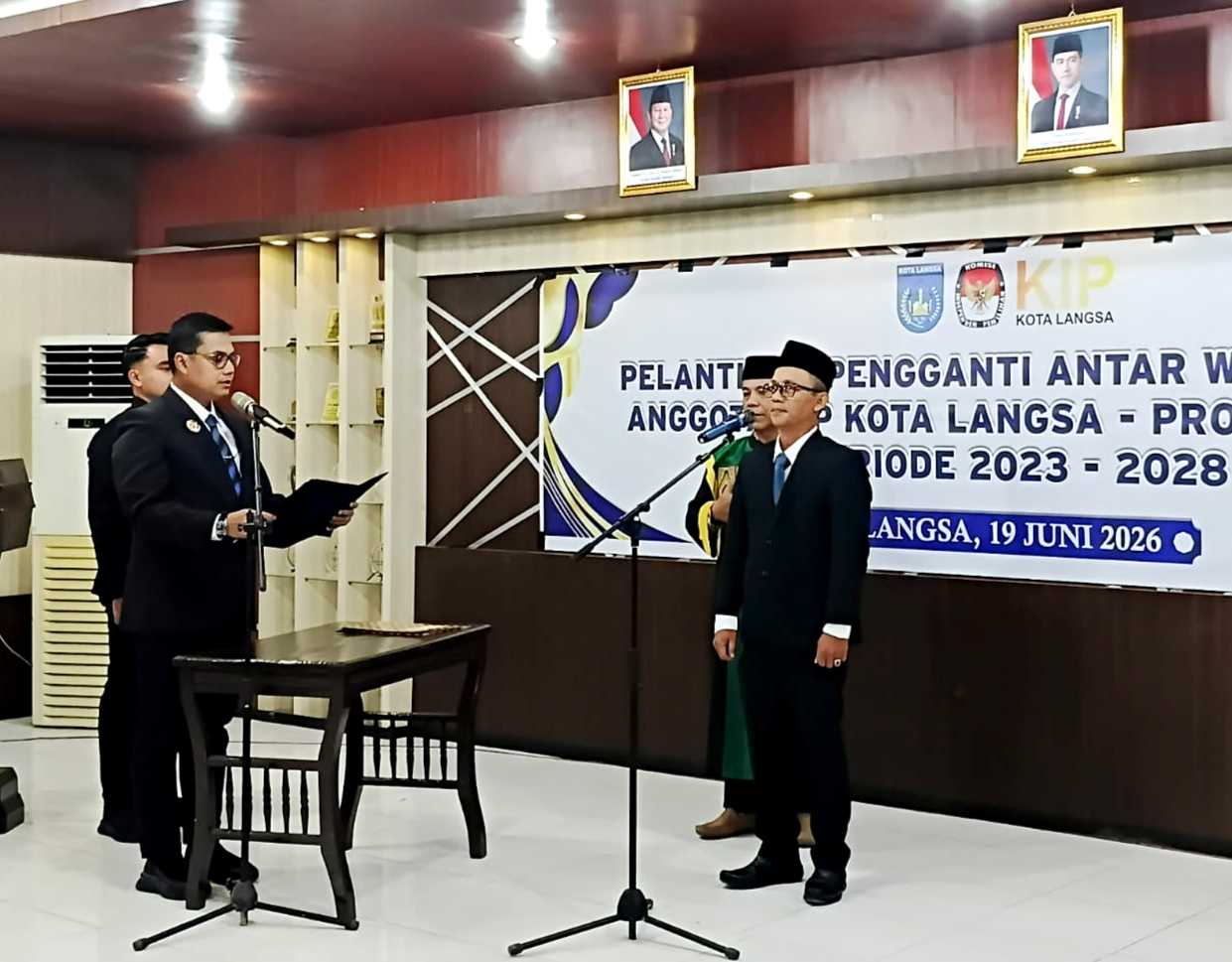 Wali Kota Lantik Mohammad Khoiri Sebagai PAW Anggota KIP Langsa 1 IMG 20260619 174959