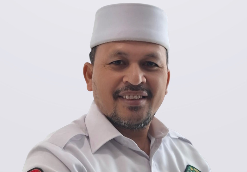 Merajut Kembali Tali yang Putus: Sinergi Keluarga, Sekolah, dan Masyarakat dalam Pendidikan Karakter Islami 1 PROF ZUL 4