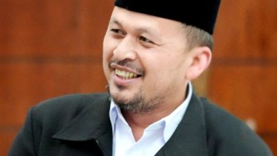 Profil Guru dalam Pendidikan Islam: Penjaga Cahaya Ilmu dan Pembentuk Peradaban 3 IMG 20260701 171754