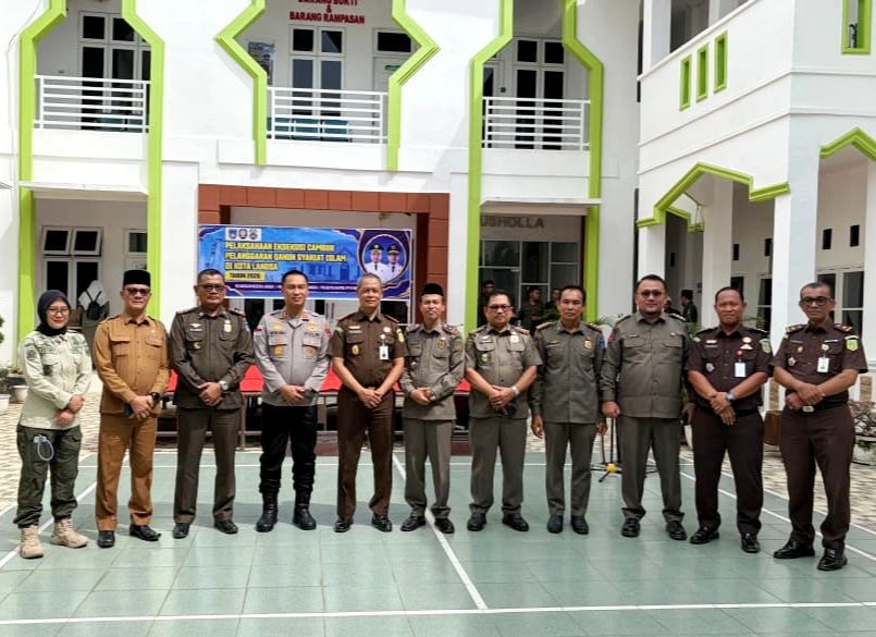 Kejari Langsa Gelar Eksekusi Cambuk: Dua Sejoli Dihukum 100 Cambukan 3 IMG 20260728 175334
