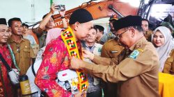 27 Jamaah Haji Simeulue Tiba dengan Selamat, Disambut Wakil Bupati dan Forkopimda 4 img 20260630 200309 4531