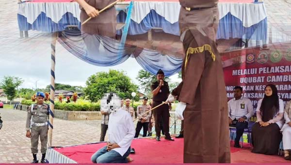 Staf Ahli Bupati Simeulue Hadiri Eksekusi Cambuk Terhadap Dua Terpidana 1 2