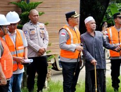 Tinjau Renovasi Sumur Bor, Kapolres Langsa: Kepedulian Polri untuk Air Bersih Warga