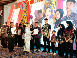 Pemkab Brebes Beri Penghargaan Atlet Berprestasi di Resepsi Kenegaraan HUT ke-81 RI   