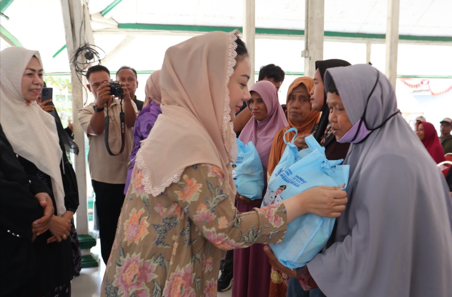 Program WARDOYO Tahap II: 2.056 Paket Sembako Disalurkan ke Lima Kecamatan Pantura Brebes 1 IMG 20260819 214736
