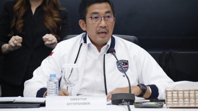Bareskrim Polri Ungkap Praktik Live Streaming Pornografi di TikTok dan Tevi, Enam Orang Ditangkap 10 Bareskrim Polri Ungkap Praktik Live Streaming Pornografi di TikTok dan Tevi hariandaerah.com/foto humas polri