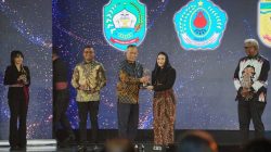 Di Bawah Kepemimpinan Bupati Paramitha, Brebes Raih Penghargaan Kompas TV Atas Kepedulian pada UMKM dan Potensi Lokal