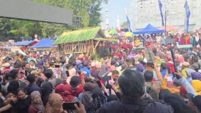 Ribuan Pengunjung Bawa Rezeki, Pedagang Kecil Nikmati Berkah Festival Bawang Merah Brebes 5 IMG 20260914 144523
