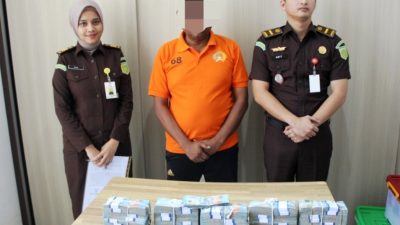 Kejari Langsa Sita 250 Juta Uang Korupsi Pembangunan Jalan dan Drainase 3 IMG 20260929 181151