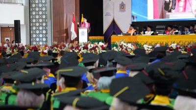 UIN SUNA Lhokseumawe Kukuhkan 450 Wisudawan Angkatan XIII 3 IMG 20261029 WA0016