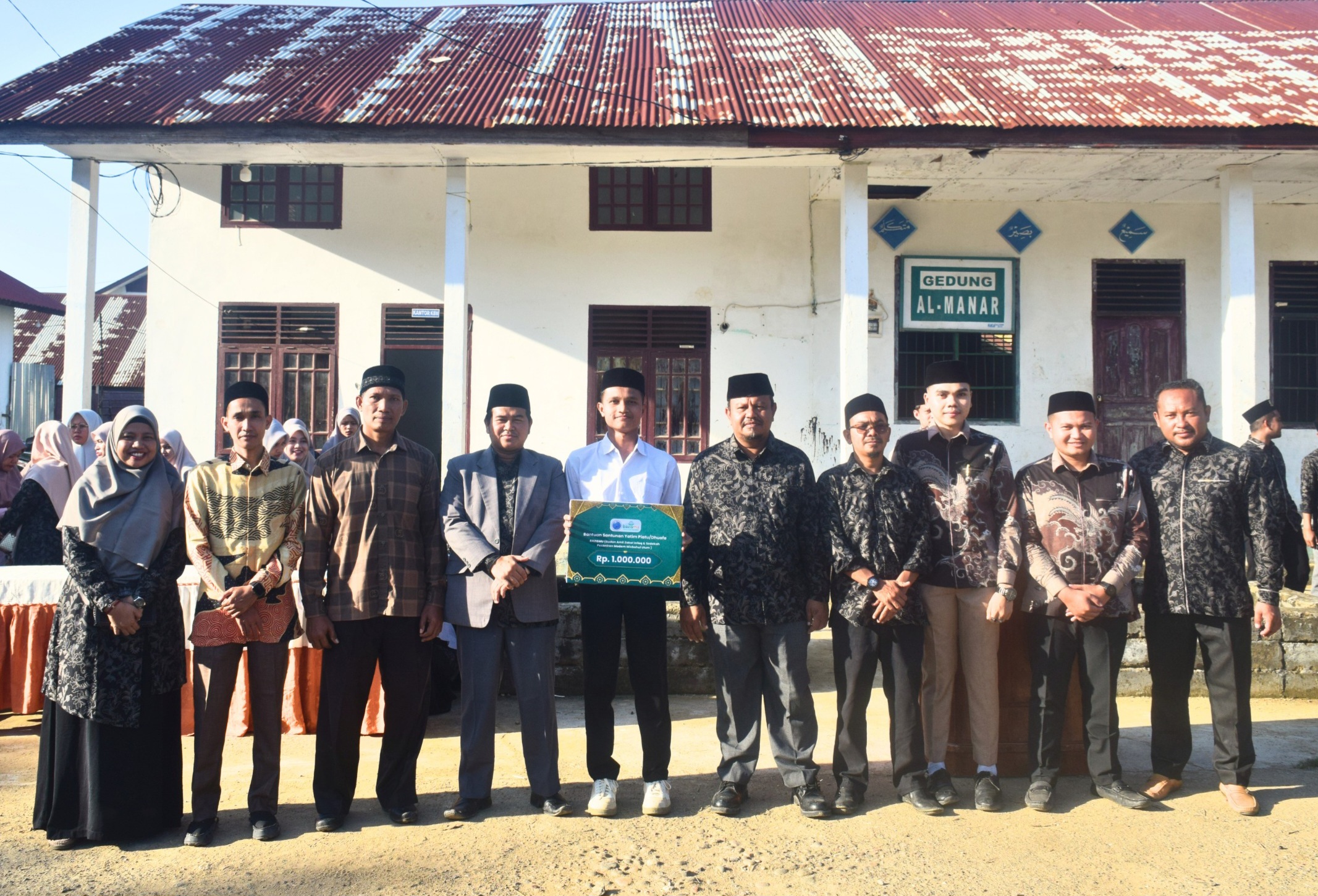 BAZISMU Misbahul Ulum Salurkan Santunan Perdana untuk Santri Yatim Piatu 1 IMG 20261031 WA0038